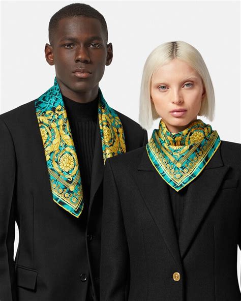 sciarpe di versace|Foulard e Sciarpe Donna .